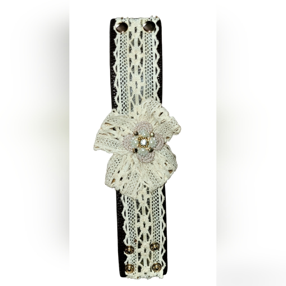 Leather and Lace Snap Bracelet, 8½"x 1½", Brown/Cream